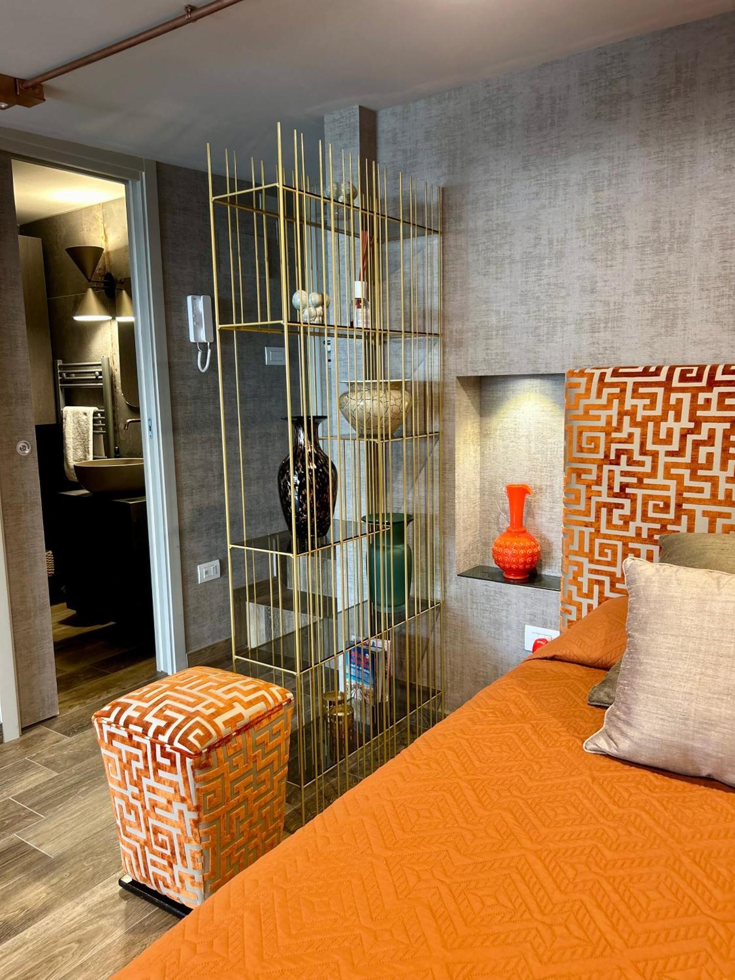 Portrait Luxury Loft Apartment Bari Ngoại thất bức ảnh